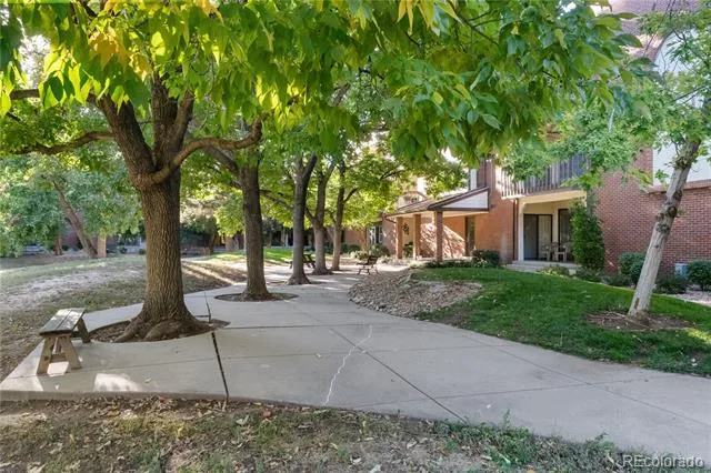 13950 E Oxford Place #B204 Aurora, CO 80014
