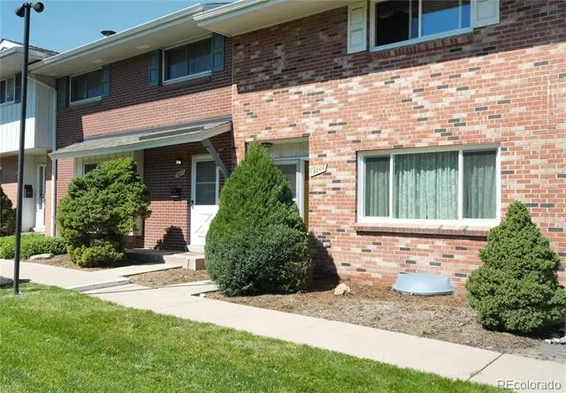 9155 E Oxford Drive Denver, CO 80237