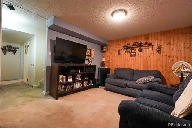 9155 E Oxford Drive Denver, CO 80237