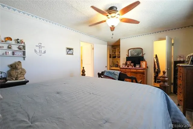 9155 E Oxford Drive Denver, CO 80237