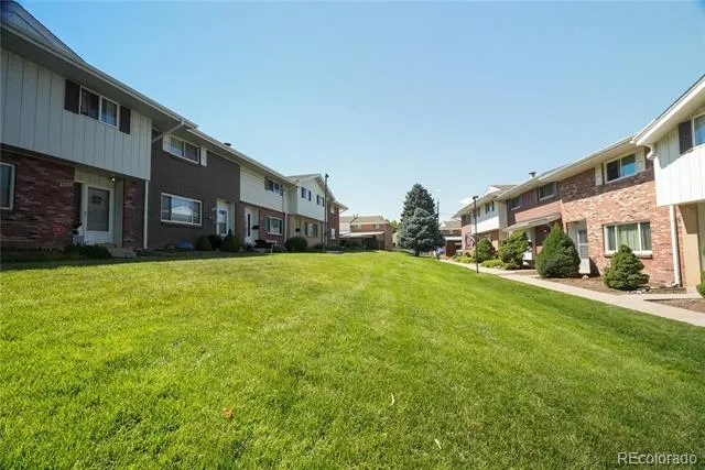 9155 E Oxford Drive Denver, CO 80237