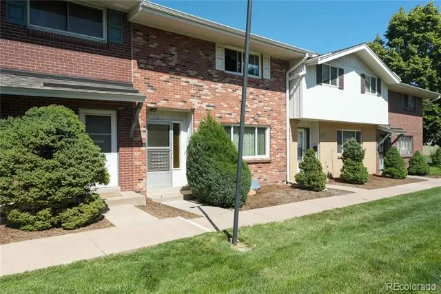 9155 E Oxford Drive Denver, CO 80237