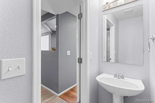 7976 S Kittredge Street Englewood, CO 80112