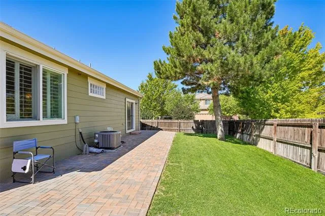 21749 E Jarvis Place Aurora, CO 80018