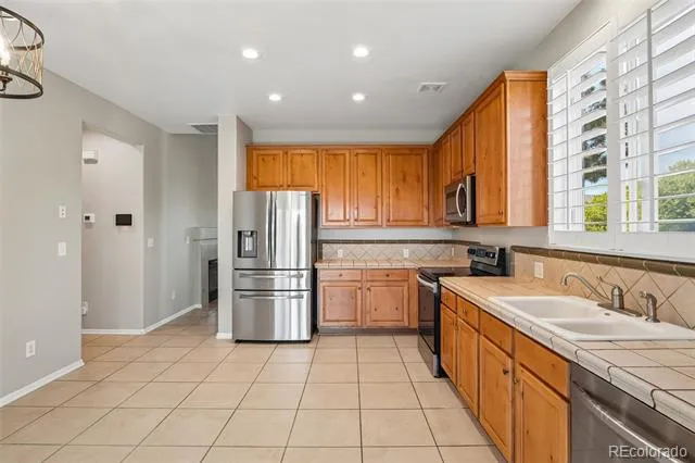 21749 E Jarvis Place Aurora, CO 80018