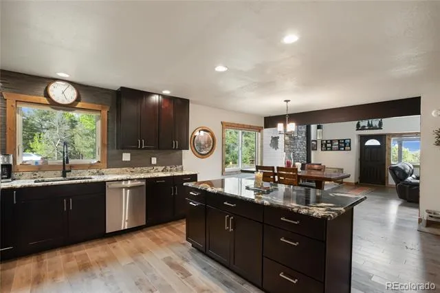 45 Barr Lake Circle Divide, CO 80814