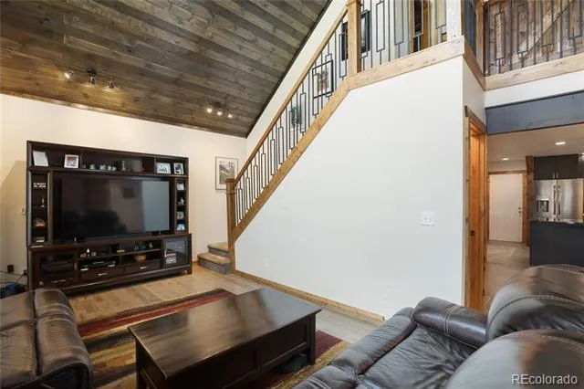 45 Barr Lake Circle Divide, CO 80814