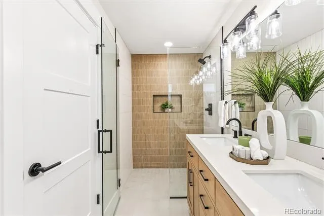 3100 W Denver Place Denver, CO 80211