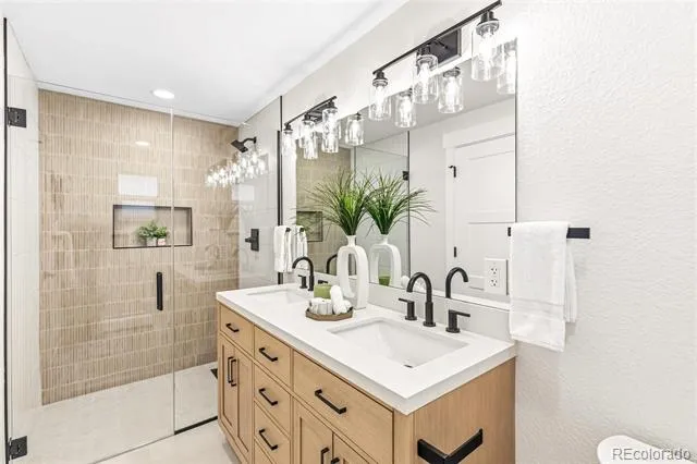 3100 W Denver Place Denver, CO 80211