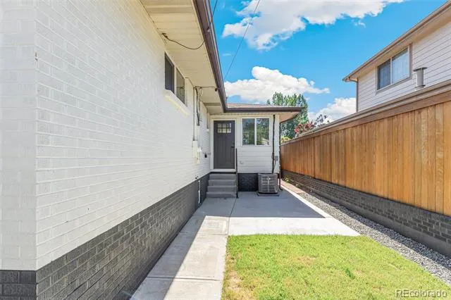 3100 W Denver Place Denver, CO 80211