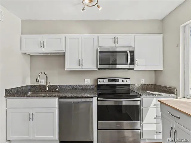 968 S Peoria Street Aurora, CO 80012