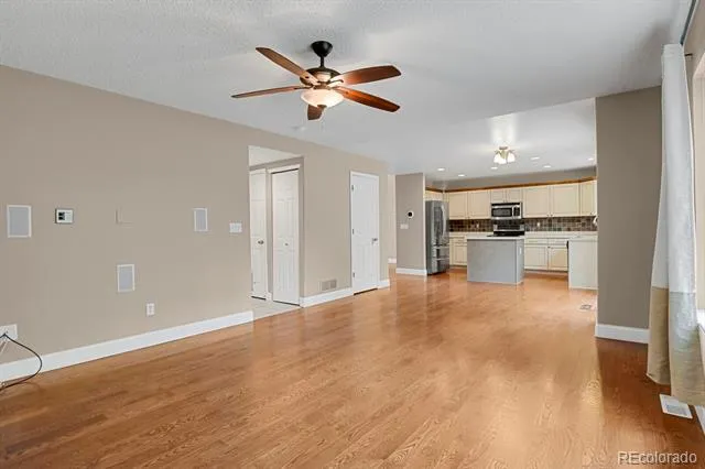 10037 Darwin Lane Highlands Ranch, CO 80130
