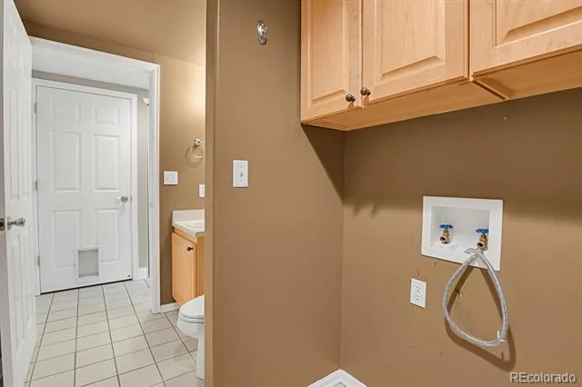 10037 Darwin Lane Highlands Ranch, CO 80130