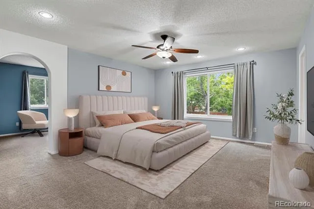 10037 Darwin Lane Highlands Ranch, CO 80130