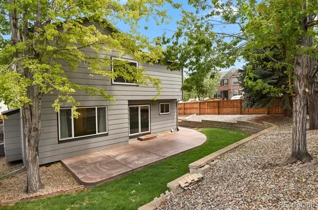 10037 Darwin Lane Highlands Ranch, CO 80130