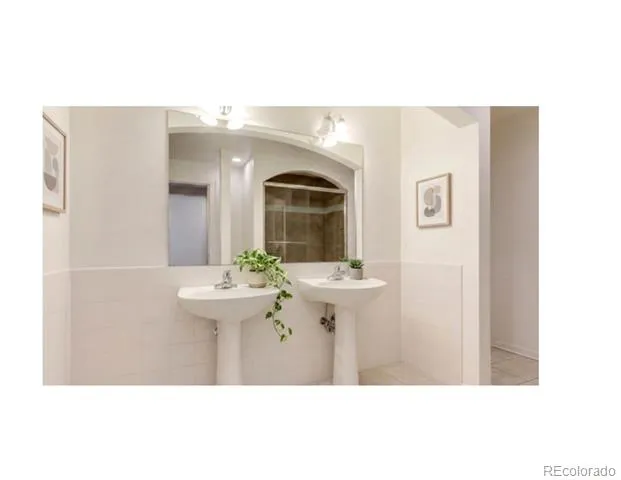 1521 Vine Street #103 Denver, CO 80206
