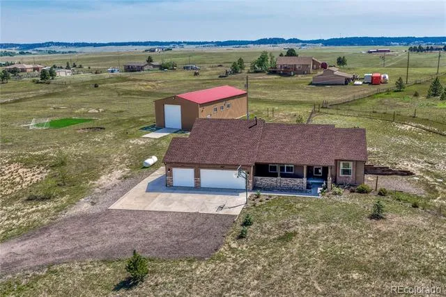 13695 Woodlake Road Elbert, CO 80106
