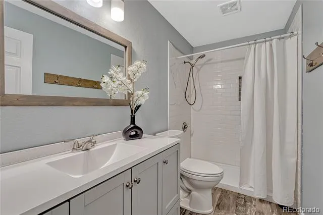 13695 Woodlake Road Elbert, CO 80106