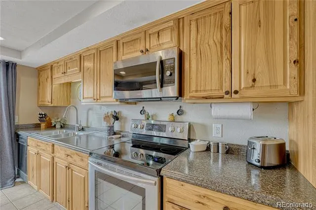 4507 Juniper Court Larkspur, CO 80118