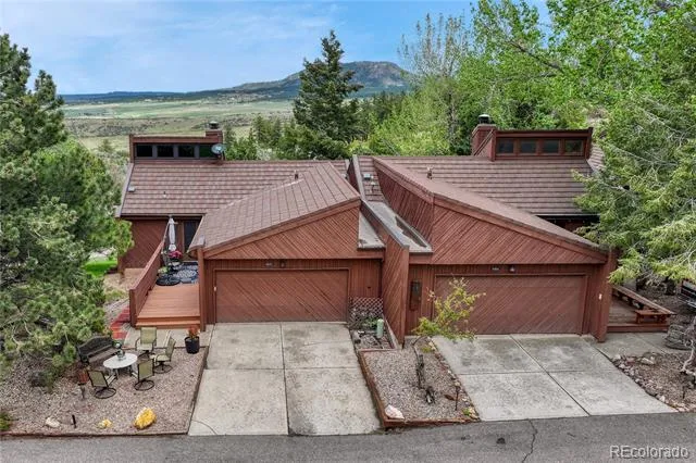 4507 Juniper Court Larkspur, CO 80118