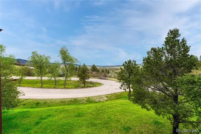 4507 Juniper Court Larkspur, CO 80118