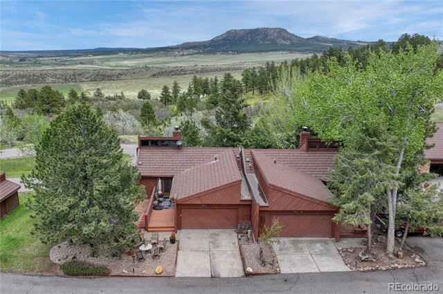 4507 Juniper Court Larkspur, CO 80118
