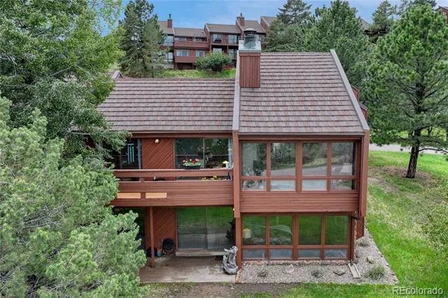 4507 Juniper Court Larkspur, CO 80118