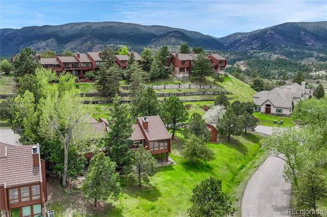 4507 Juniper Court Larkspur, CO 80118