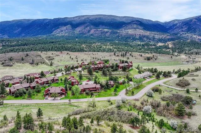 4507 Juniper Court Larkspur, CO 80118