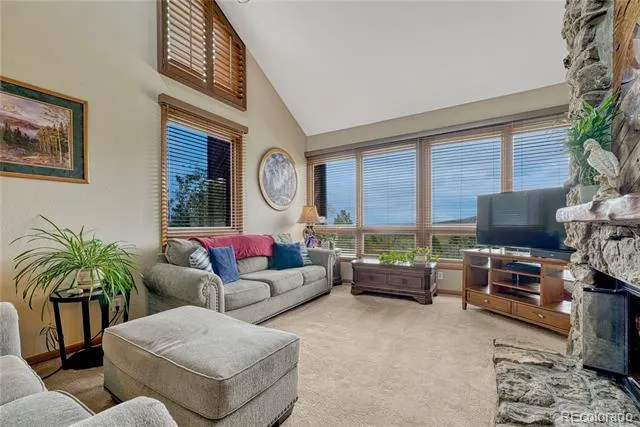 4507 Juniper Court Larkspur, CO 80118