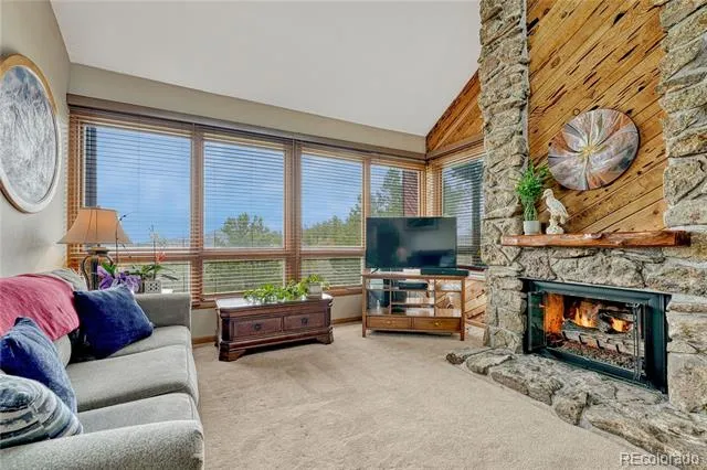 4507 Juniper Court Larkspur, CO 80118