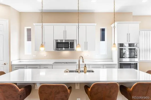 1048 Brocade Drive Highlands Ranch, CO 80126