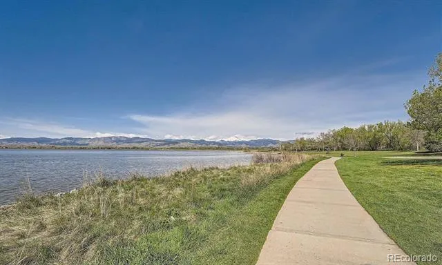 2401 Spindrift Drive Longmont, CO 80503