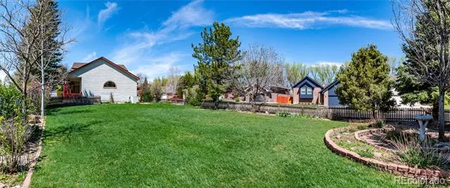 2401 Spindrift Drive Longmont, CO 80503