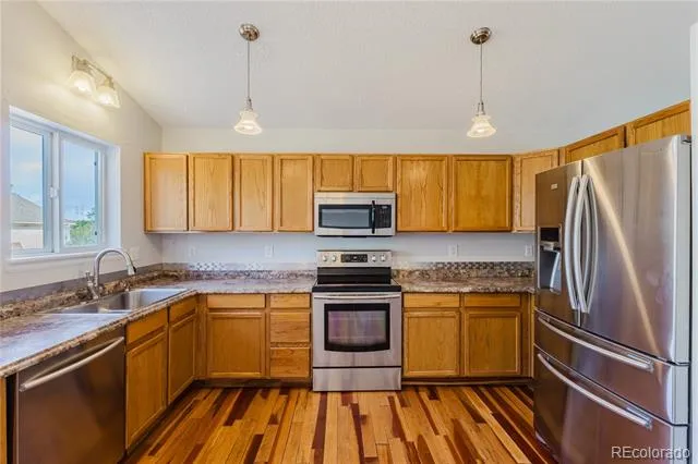 2180 S Uravan Street Aurora, CO 80013
