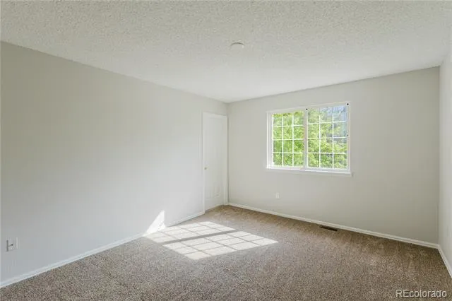 2180 S Uravan Street Aurora, CO 80013