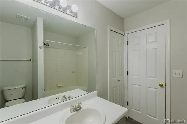 2180 S Uravan Street Aurora, CO 80013