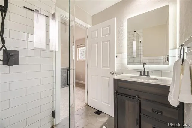 8102 S Carr Court Littleton, CO 80128