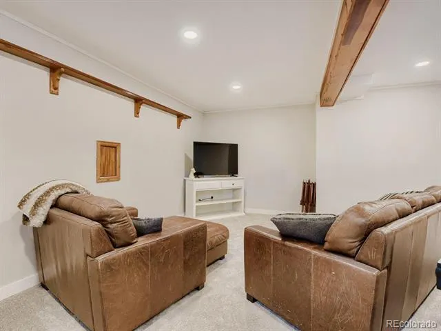 8102 S Carr Court Littleton, CO 80128