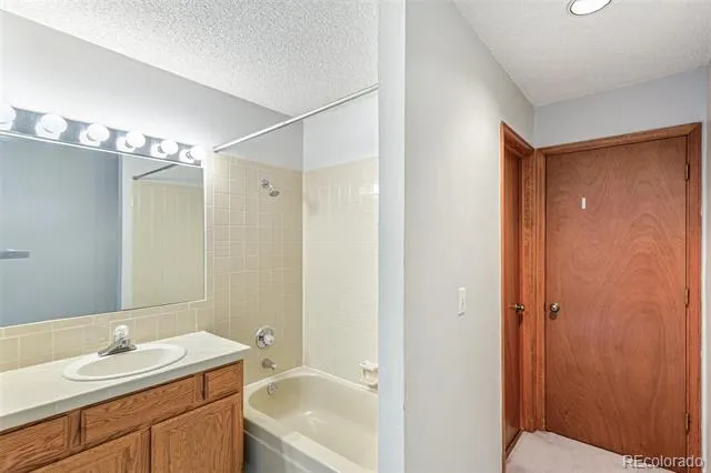 1350 S Idalia Street #G Aurora, CO 80017