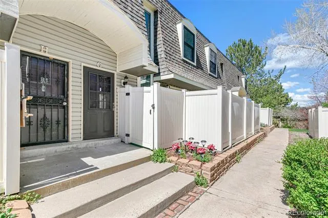 1350 S Idalia Street #G Aurora, CO 80017