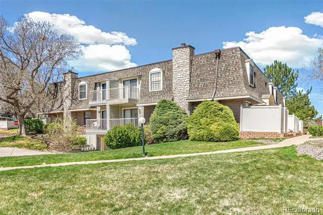 1350 S Idalia Street #G Aurora, CO 80017