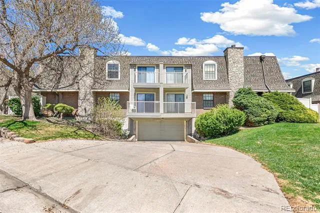 1350 S Idalia Street #G Aurora, CO 80017