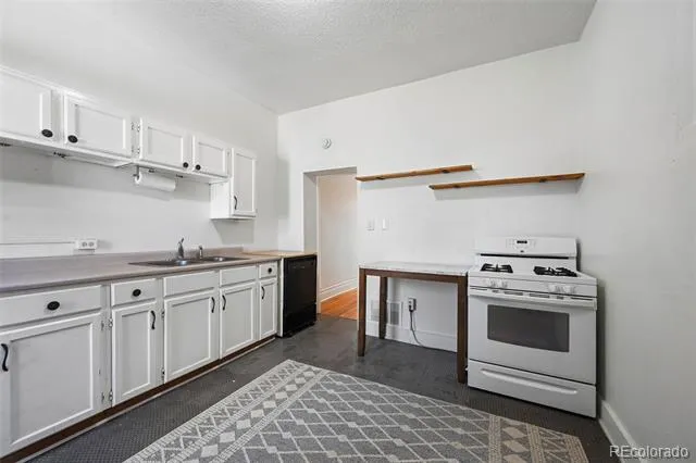 3037 Gilpin Street Denver, CO 80205