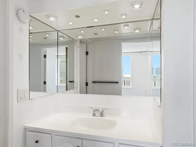 1020 15th Street #38H Denver, CO 80202