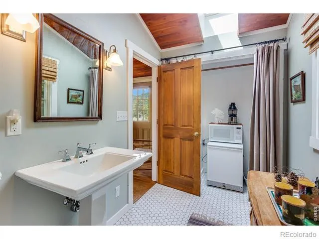 1731 High Drive Estes Park, CO 80517