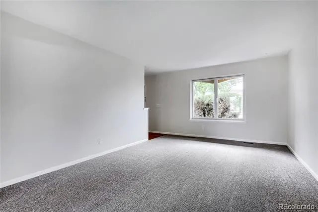 490 S Kingston Circle Aurora, CO 80012