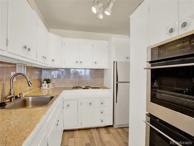1121 Albion Street #910 Denver, CO 80220