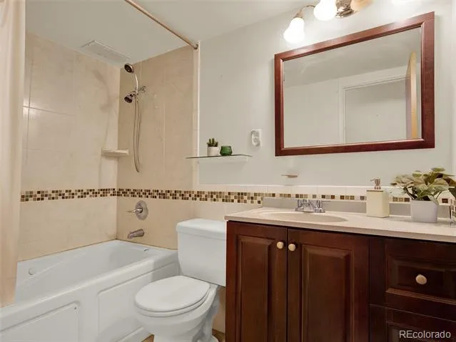 1121 Albion Street #910 Denver, CO 80220