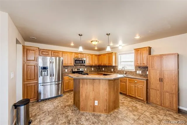 28910 County Road 5 Elizabeth, CO 80107